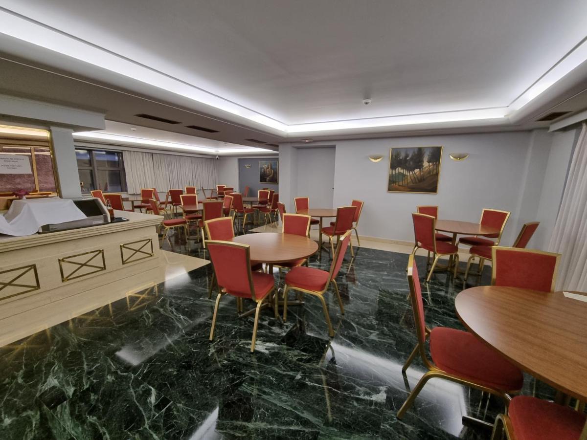 Отель Savoy 3*